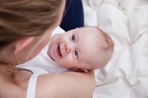 Limbajul bebelusului: evolutia pe luni