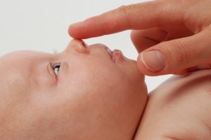 Ce înseamnă dacă un copil își dă ochii peste cap, aceasta este norma sau patologia - Injecții