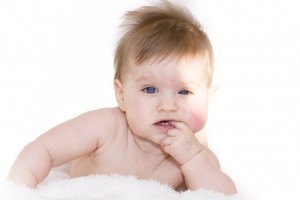 Simptome si semne ale cresterii dintilor la copii