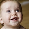Mamele pot transmite bebelusilor cariile dentare